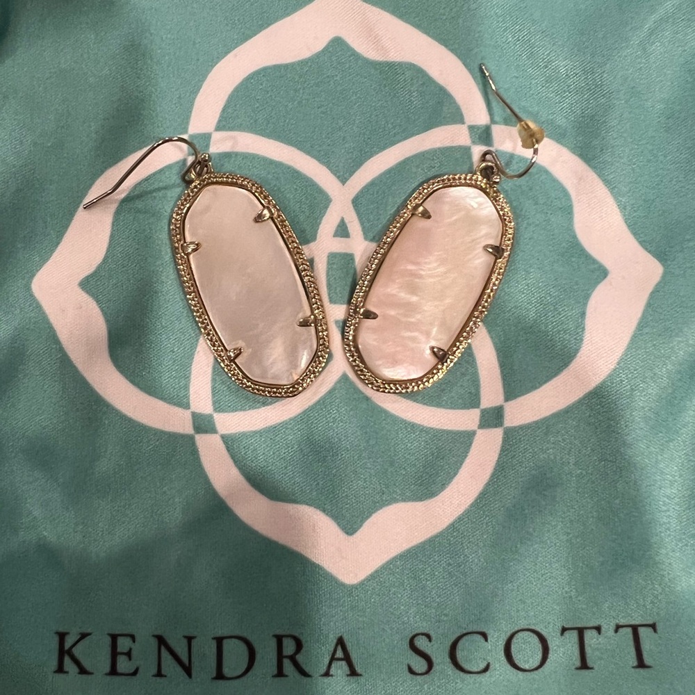 Kendra Scott Elle Gold Drop Earrings in Ivory Mother-of-Pearl